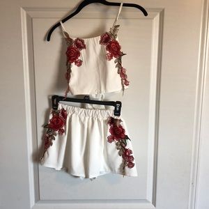 White 2 Piece Set